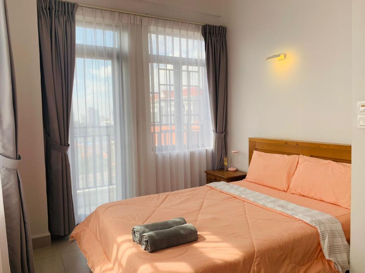 60 m2, 2 yatak odalı, 2 banyolu Daire, Chamkar Morn bölgesinde Phnom Penh Dış mekan fotoğraf