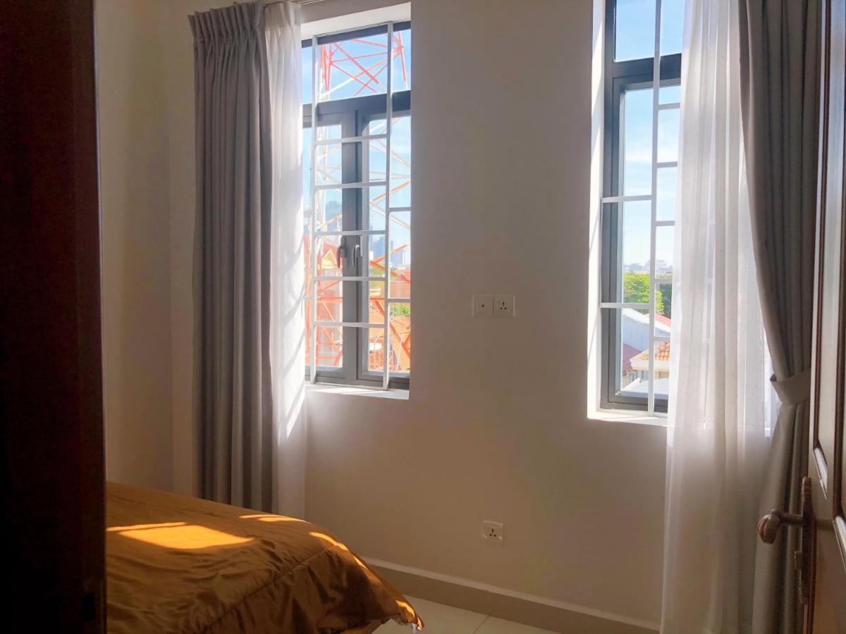60 m2, 2 yatak odalı, 2 banyolu Daire, Chamkar Morn bölgesinde Phnom Penh Dış mekan fotoğraf