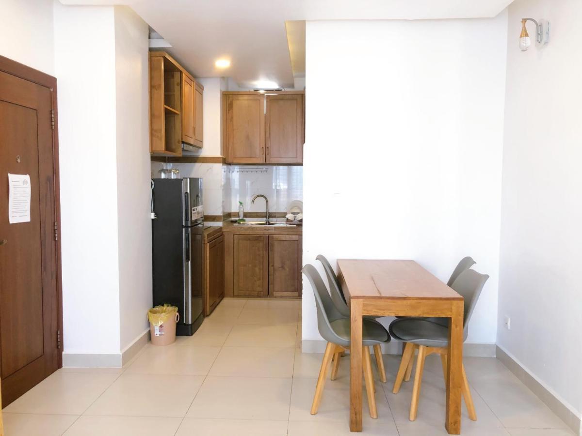 60 m2, 2 yatak odalı, 2 banyolu Daire, Chamkar Morn bölgesinde Phnom Penh Dış mekan fotoğraf