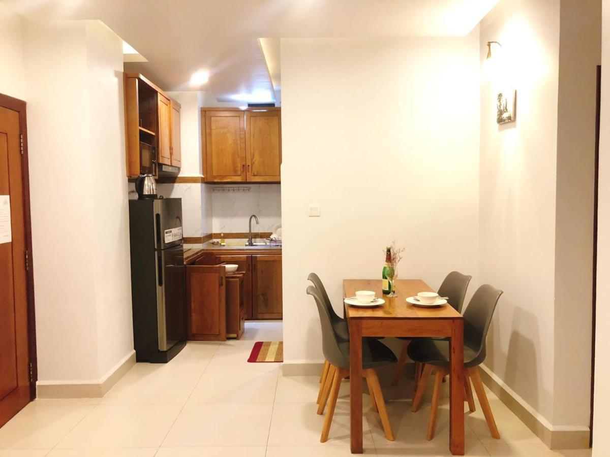 60 m2, 2 yatak odalı, 2 banyolu Daire, Chamkar Morn bölgesinde Phnom Penh Dış mekan fotoğraf