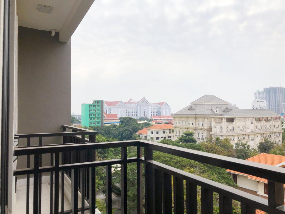 60 m2, 2 yatak odalı, 2 banyolu Daire, Chamkar Morn bölgesinde Phnom Penh Dış mekan fotoğraf
